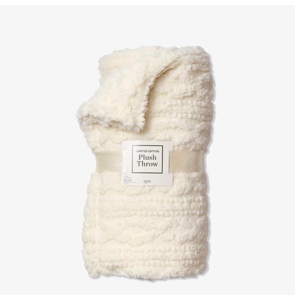 Ulta Beauty Limited Edition Cream White Plush Throw